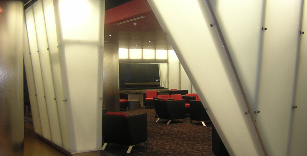 University Of Toledo Dining Facilities - Rocky's Lounge